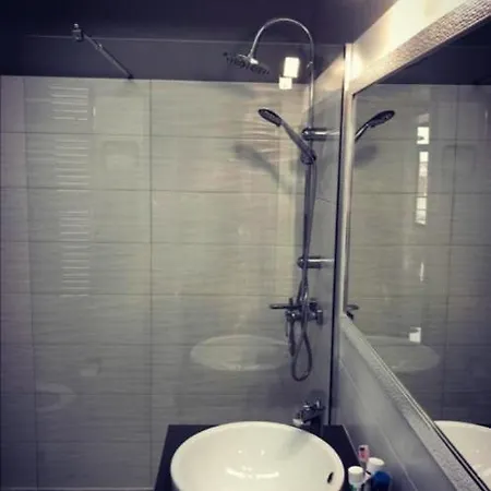 Rashela Apartament *